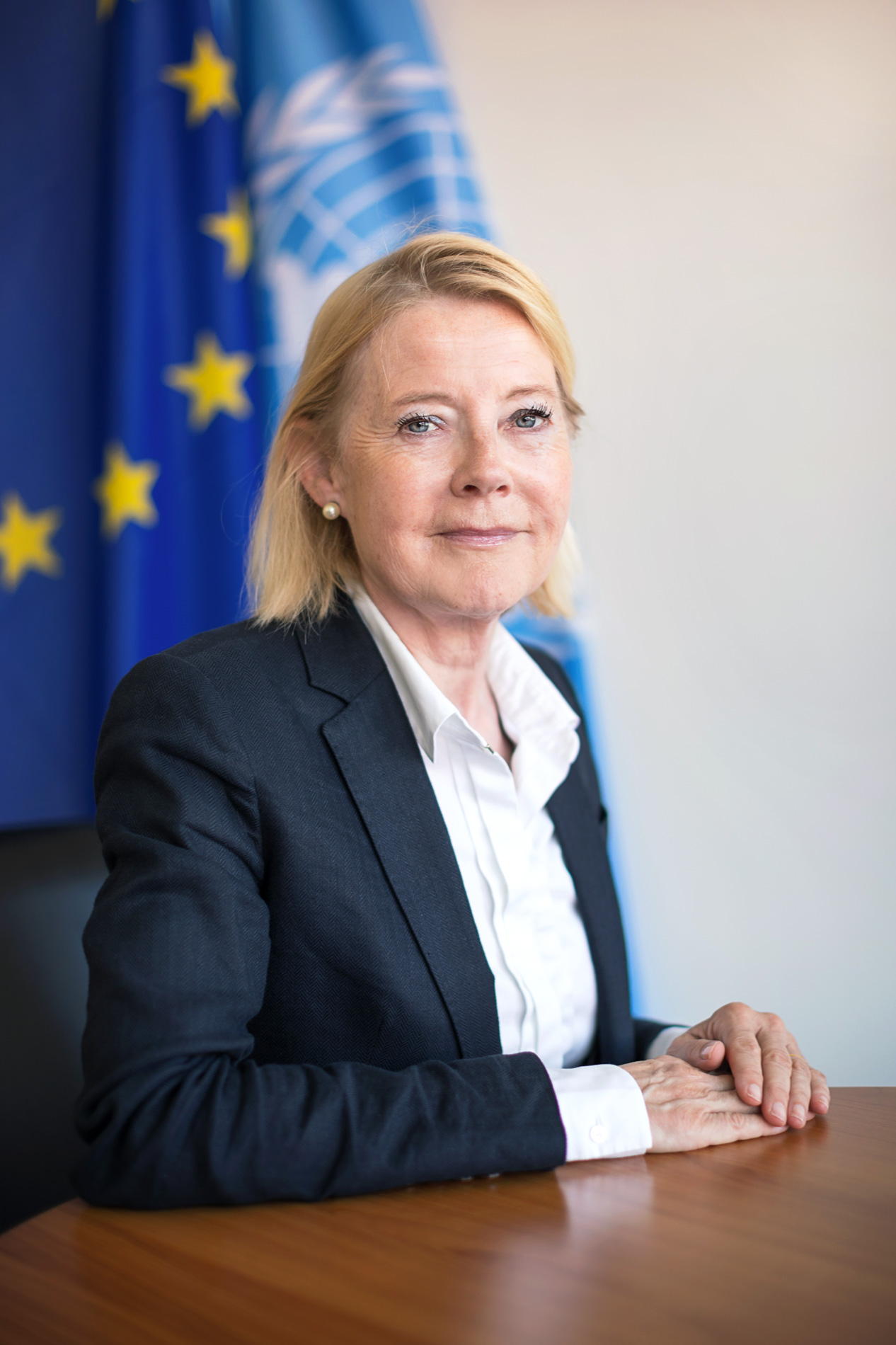 Antoine-Tardy-corporate-portrait-Knudsen-2
